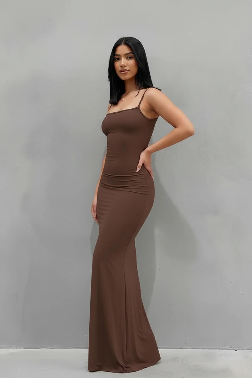 Robe Maxi Satin Sexy Sans Bretelles – Coupe Slim Élégante