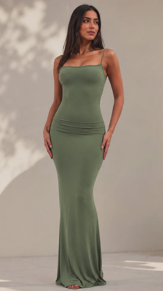 Robe Maxi Satin Sexy Sans Bretelles – Coupe Slim Élégante